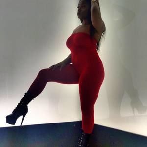 Meet your Posher, Shakia